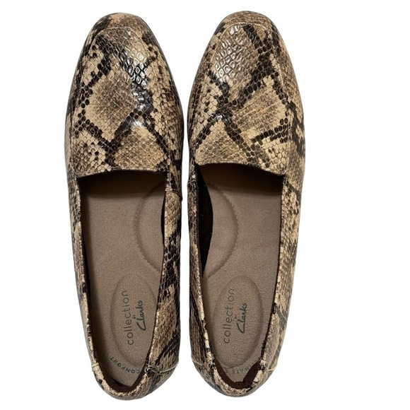 Clarks Juliet Lora Taupe Faux Leather Reptile Snake Print Slip On Loafers Size 7 - Picture 8 of 11
